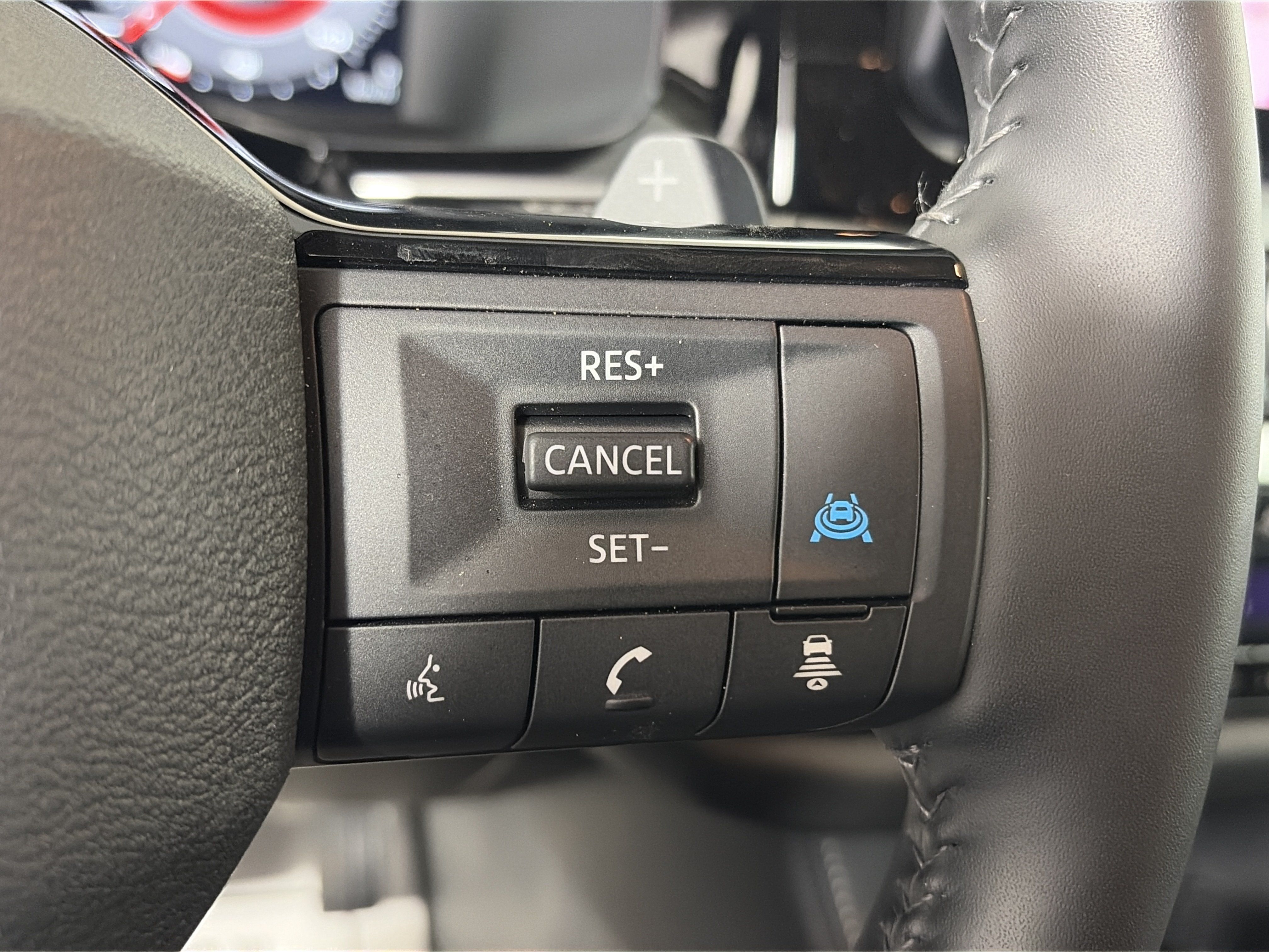 Certified 2026 Nissan Pathfinder SL AWD/4WD image 34