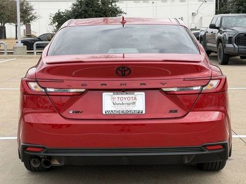 New 2026 Toyota Camry SE image 5