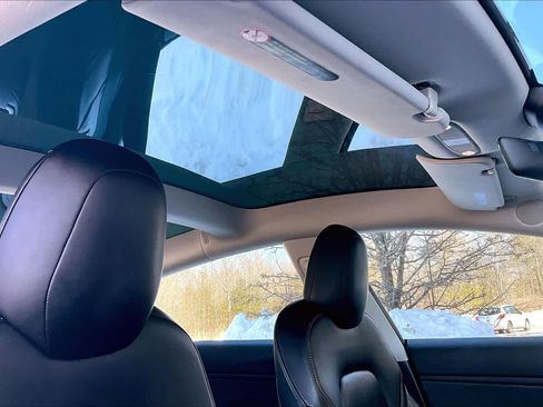 Used 2019 Tesla Model 3 Long Range image 14