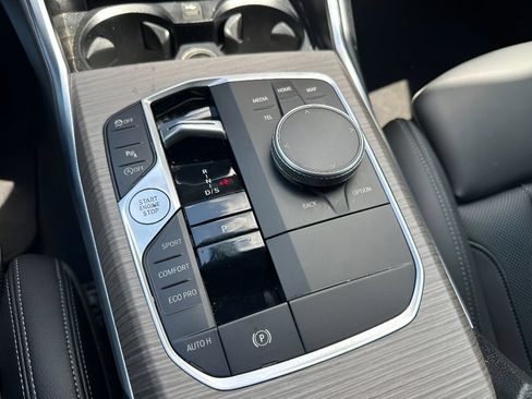 Used 2025 BMW 330i Sedan RWD image 19