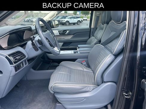 Used 2023 Lincoln Navigator L Black Label AWD/4WD image 10