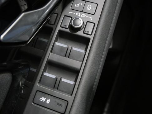 Used 2020 Land Rover Range Rover Evoque SE AWD/4WD image 14