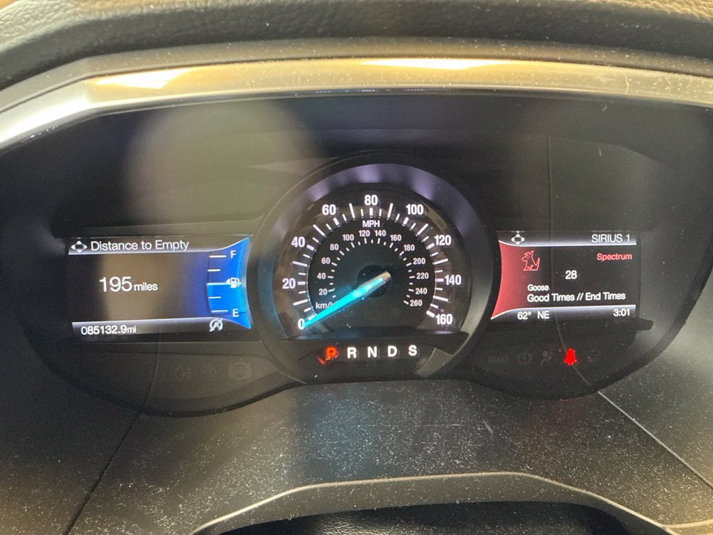 Used 2019 Ford Edge Titanium w/ Cold Weather Package AWD/4WD image 19