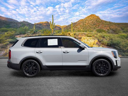 Used 2022 Kia Telluride EX w/ EX Premium Package AWD/4WD image 3