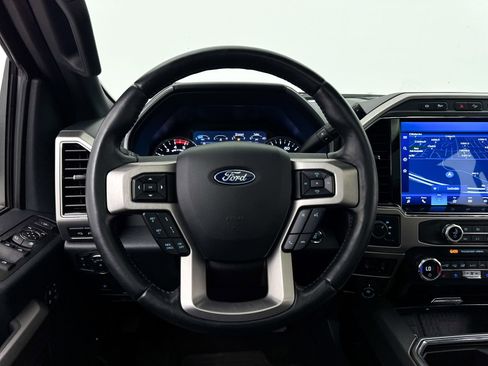 Used 2022 Ford F350 Platinum image 4