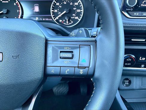 Certified 2025 Nissan Rogue SV AWD/4WD image 23