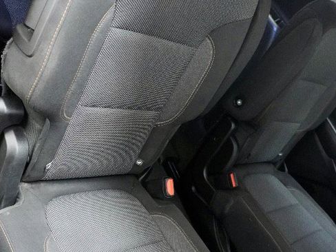 Used 2019 Chevrolet Traverse LT image 9