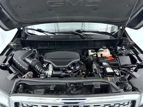 Used 2017 GMC Acadia Denali w/ Technology Package image 26