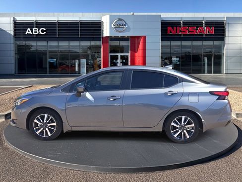 Used 2025 Nissan Versa SV w/ Trunk Package FWD image 8