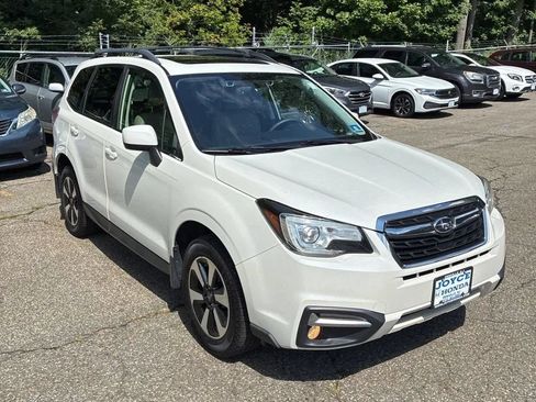 Used 2018 Subaru Forester 2.5i Limited AWD/4WD image 12