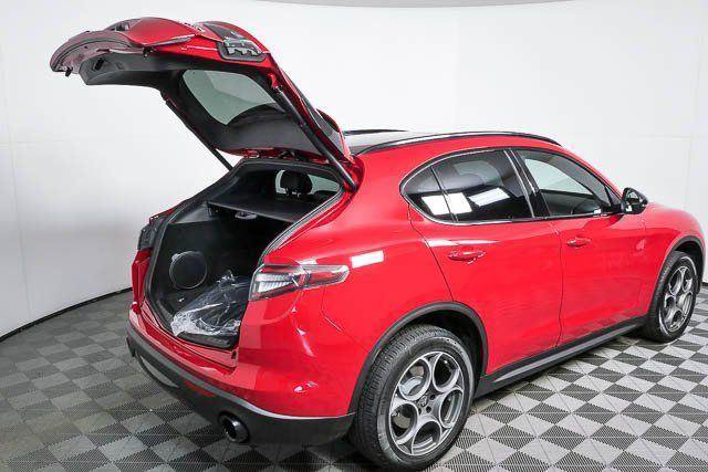 New 2026 Alfa Romeo Stelvio Sprint AWD/4WD image 28