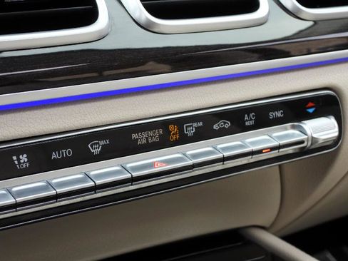 Used 2022 Mercedes-Benz GLS 450 GLS450 4MATIC image 79