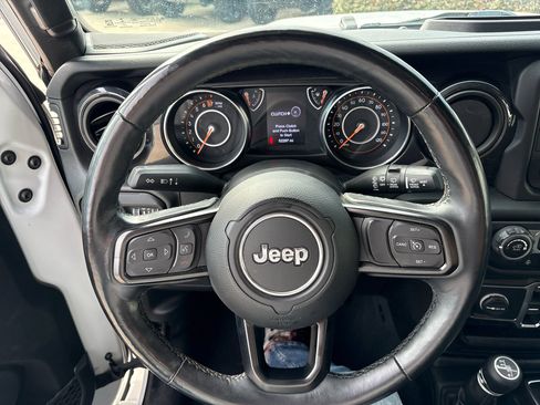 Used 2020 Jeep Wrangler Unlimited Sport image 19