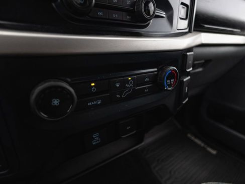 Used 2021 Ford F150 XLT w/ XTR Package image 8