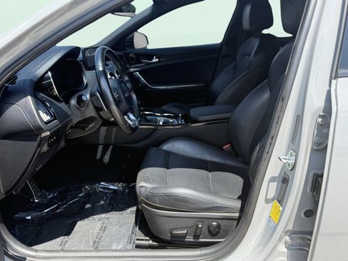 Used 2022 Kia Stinger GT-Line image 22