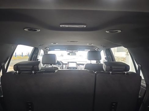 Used 2024 Chevrolet Tahoe LT image 22