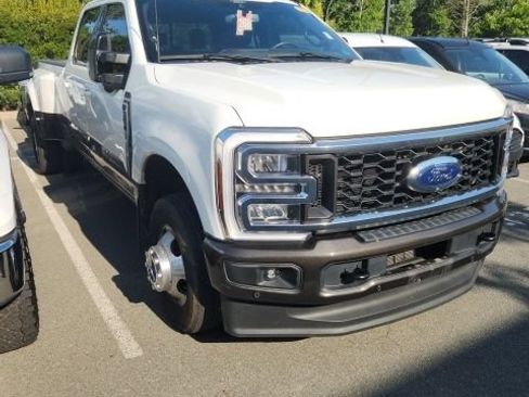 Certified 2024 Ford F350 King Ranch AWD/4WD image 3