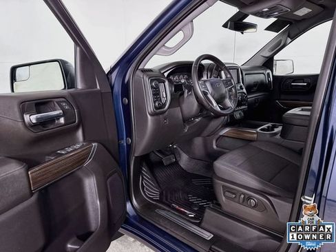 Used 2021 Chevrolet Silverado 1500 LT Trail Boss AWD/4WD image 3