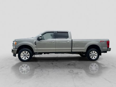 Used 2019 Ford F350 Limited AWD/4WD image 3