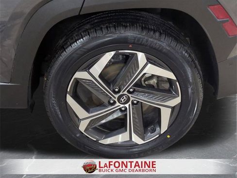 Used 2024 Hyundai Tucson Limited image 32