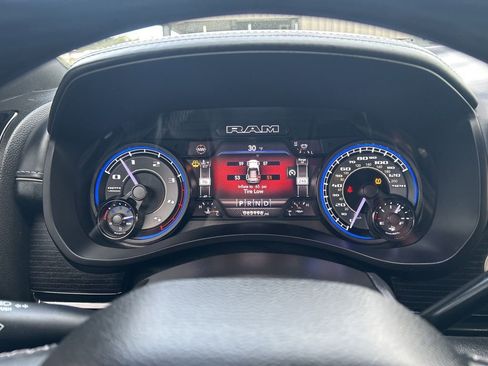 Used 2022 RAM 2500 Limited image 23