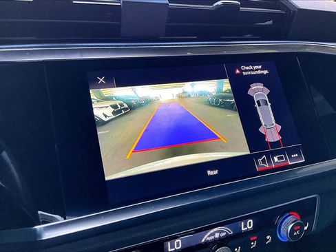 Used 2021 Audi Q3 2.0T Premium image 26