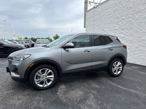 Used 2023 Buick Encore GX Preferred w/ Cold Weather Comfort Package FWD image 3