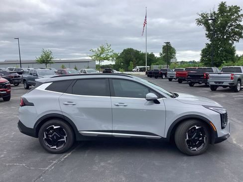 Used 2026 Kia Sportage EX w/ EX Panorama Roof Package FWD image 4