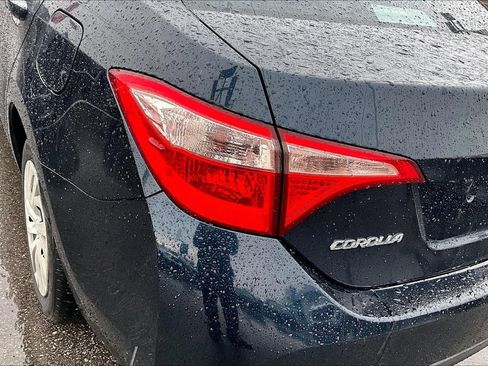 Used 2019 Toyota Corolla LE image 23