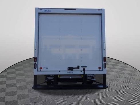 New 2024 Ford E-450 and Econoline 450 Super Duty image 3