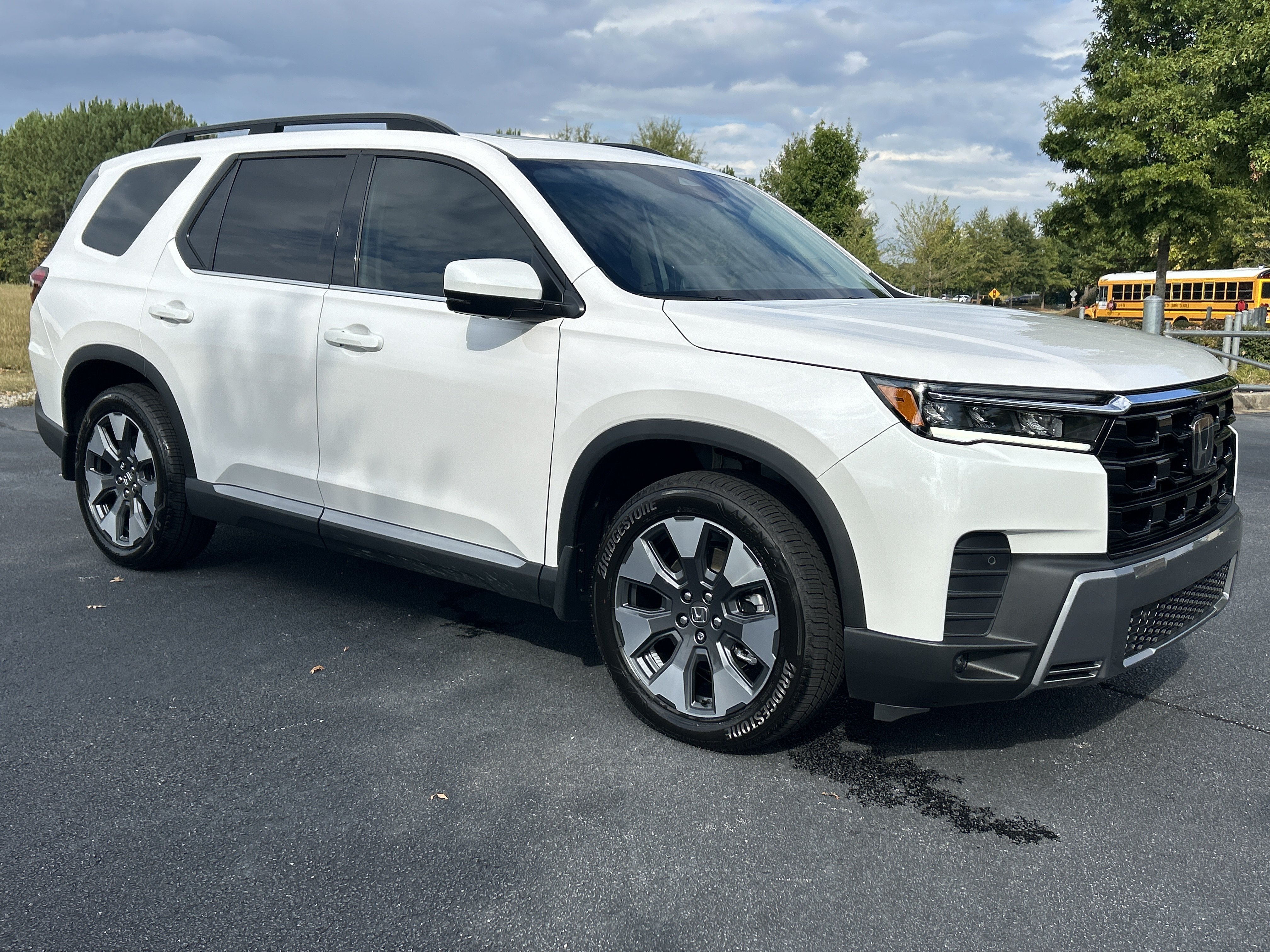 Certified 2026 Honda Pilot Elite image 2
