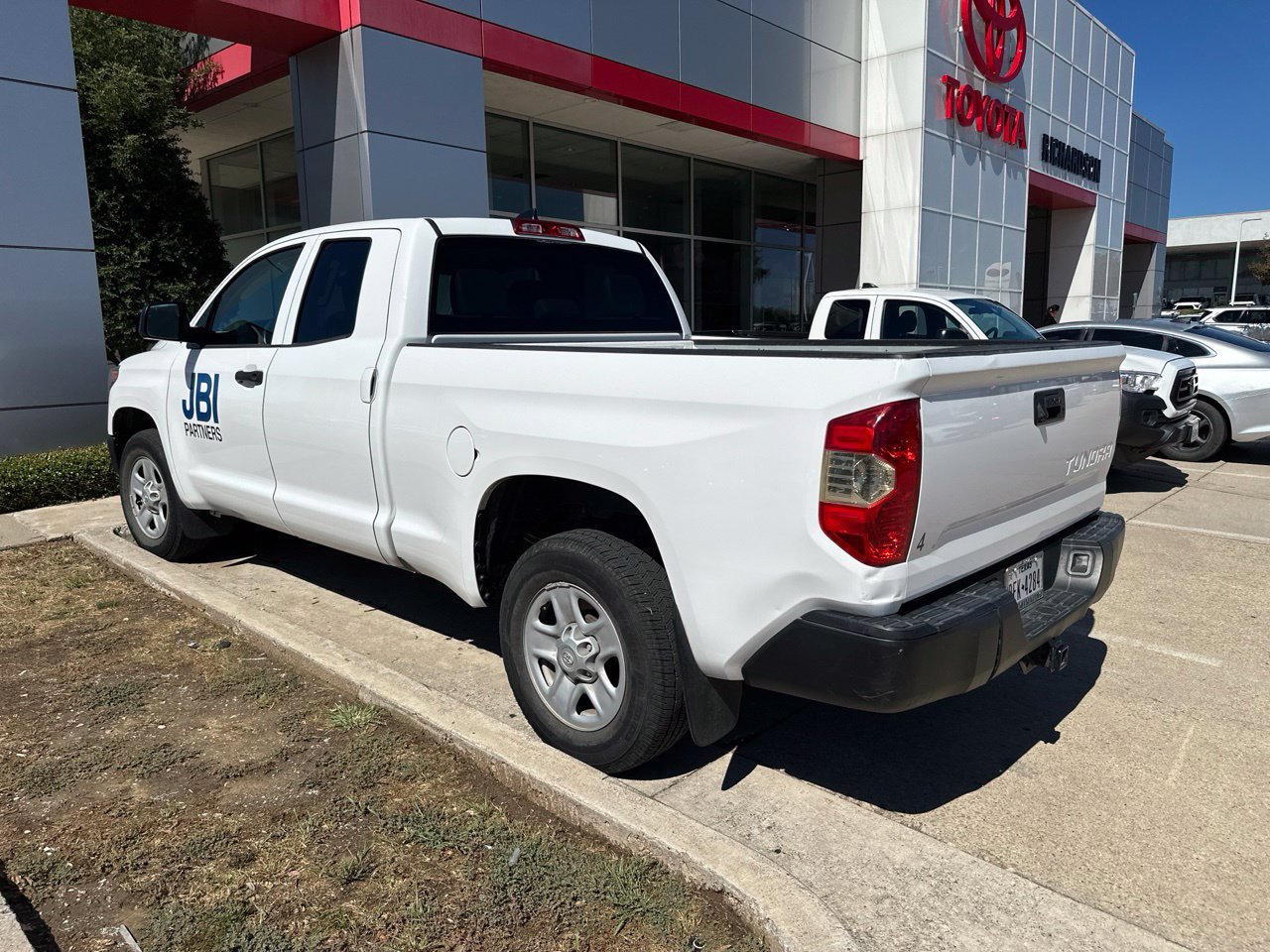 Used 2021 Toyota Tundra SR RWD image 3