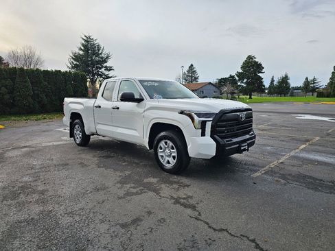 Used 2025 Toyota Tundra SR image 6