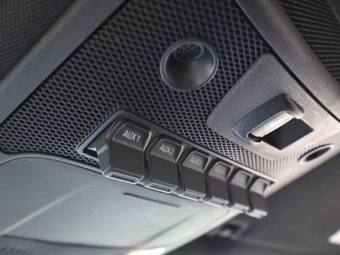 Used 2019 Ford F150 Raptor w/ Equipment Group 802A Luxury image 28