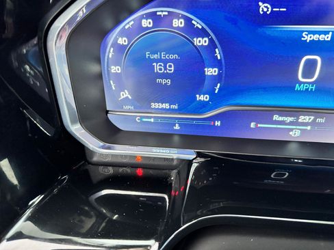 Used 2023 Chevrolet Silverado 1500 LT image 38