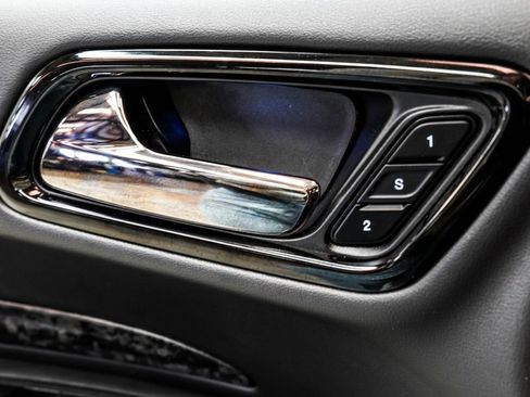 Used 2023 Dodge Durango SRT image 44