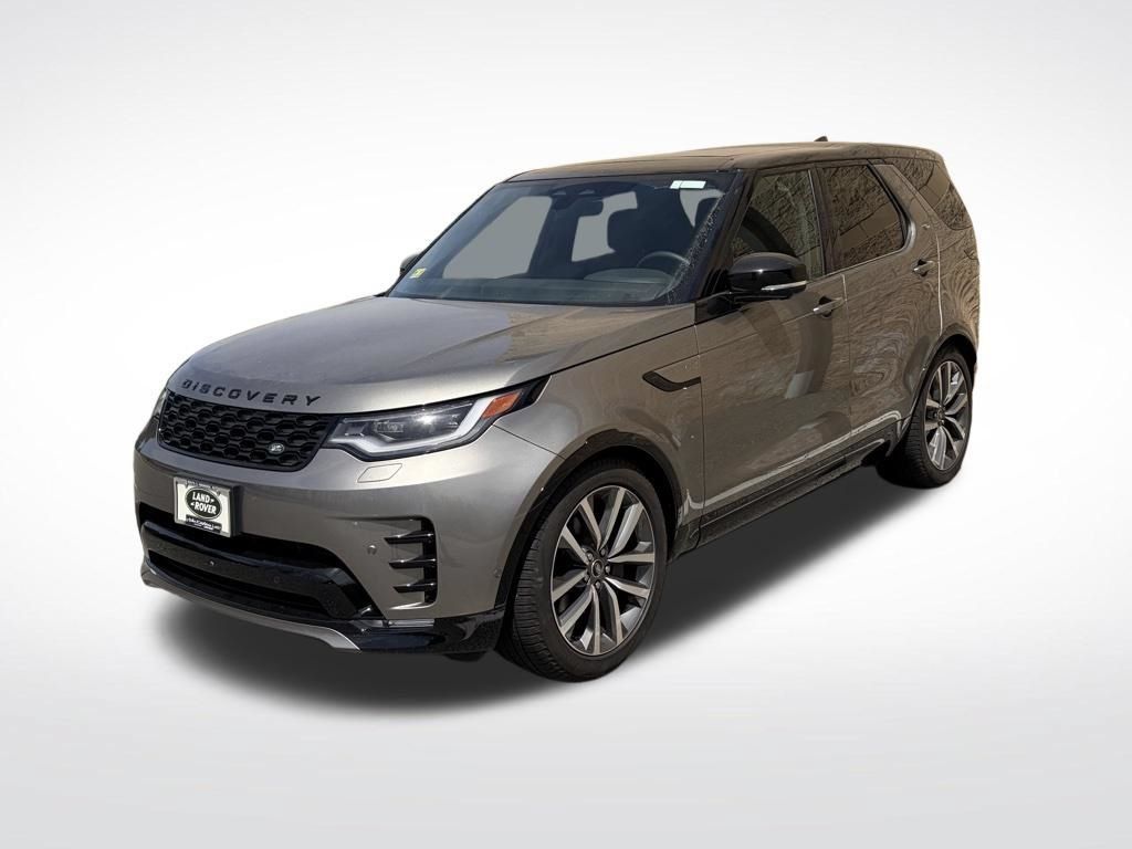 Certified 2025 Land Rover Discovery Dynamic SE AWD/4WD image 1