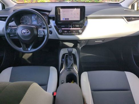 Certified 2025 Toyota Corolla LE image 14