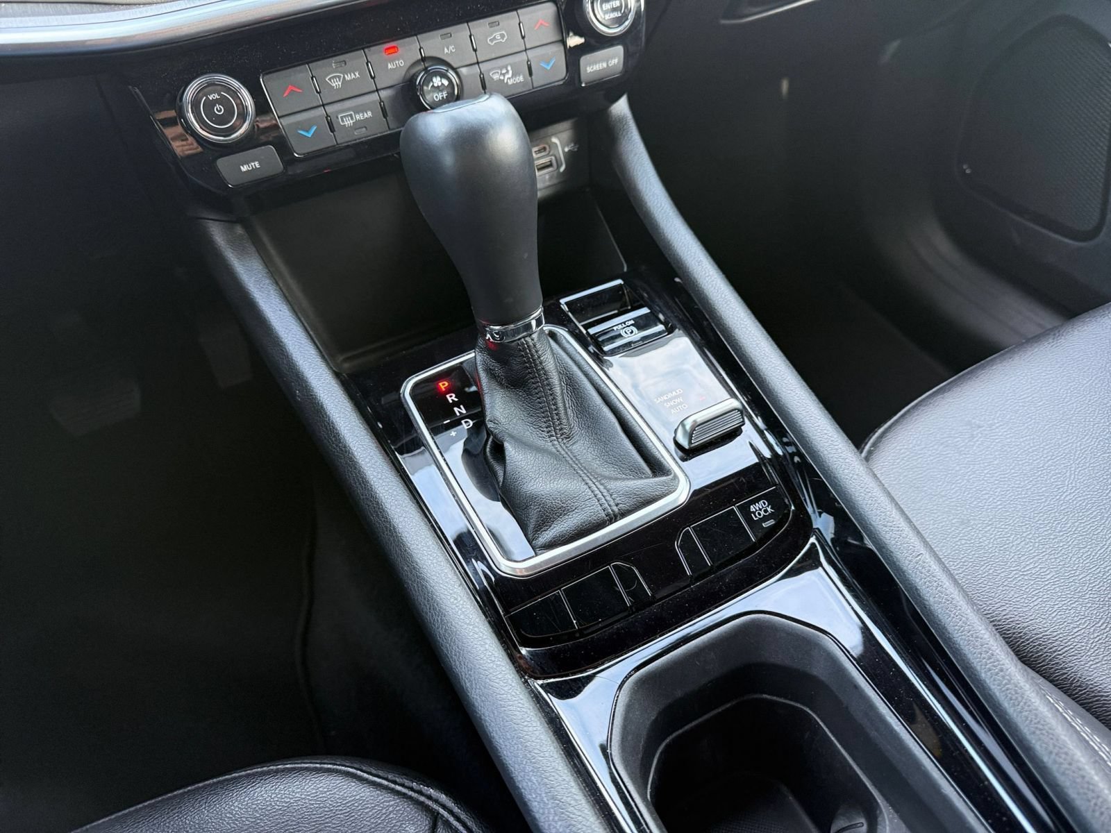 Used 2025 Jeep Compass Limited AWD/4WD image 40