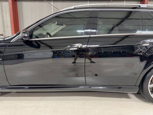 Used 2012 Mercedes-Benz E 63 AMG Wagon image 29