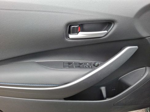 Used 2022 Toyota Corolla SE FWD image 9