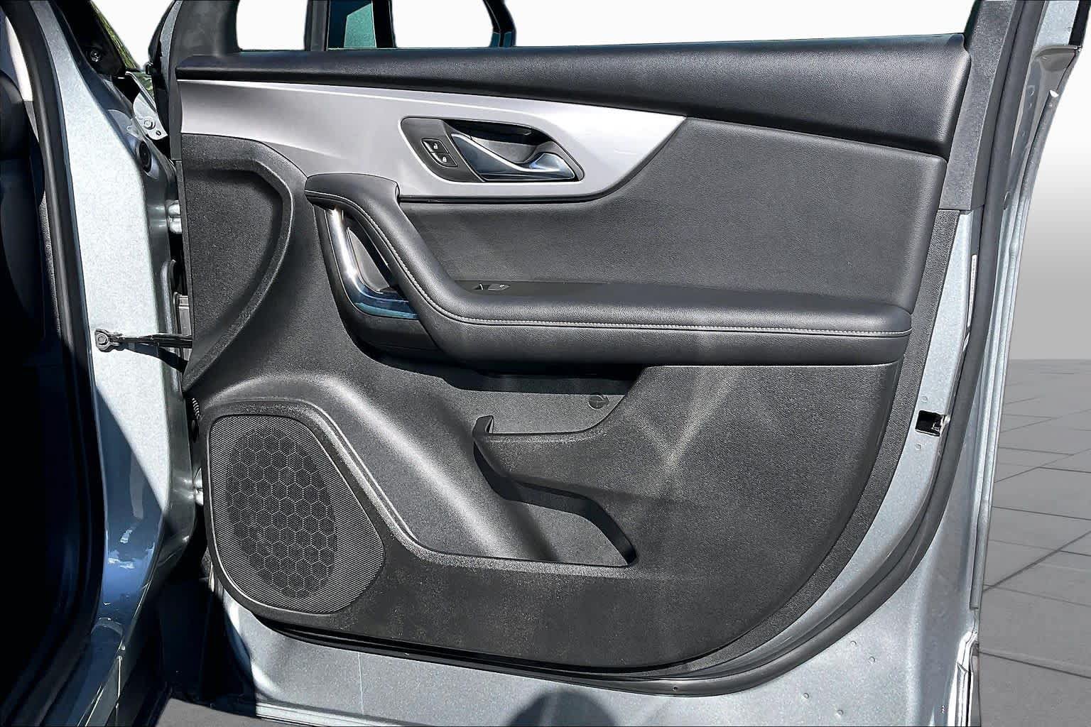 Used 2026 Chevrolet Blazer LT FWD image 22