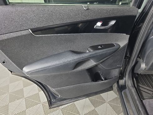 Used 2017 Kia Sorento SX AWD/4WD image 28