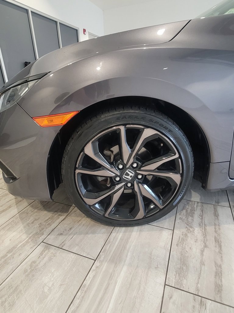 Used 2019 Honda Civic Sport image 9