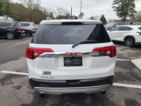 Used 2019 GMC Acadia SLT image 4