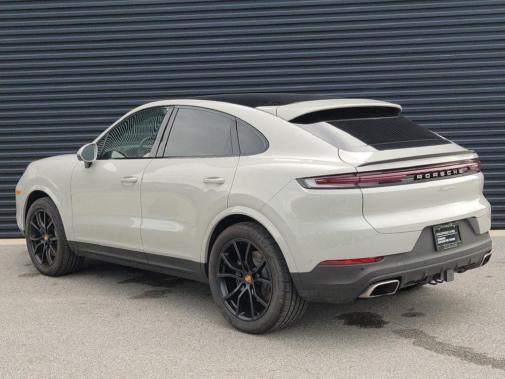 Certified 2026 Porsche Cayenne Coupe AWD/4WD image 3