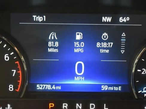 Used 2022 Ford Explorer XLT AWD/4WD image 29