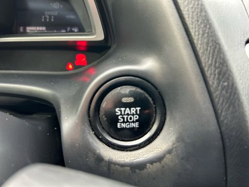 Used 2016 MAZDA MAZDA3 i Touring w/ Popular Equipment Package image 13