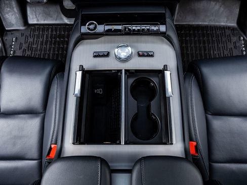 Used 2025 Lincoln Navigator L Reserve w/ Jet Appearance Package image 28