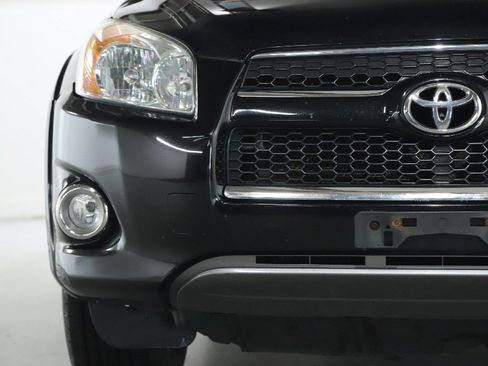 Used 2011 Toyota RAV4 Limited w/ Limited Extra Value Pkg AWD/4WD image 6